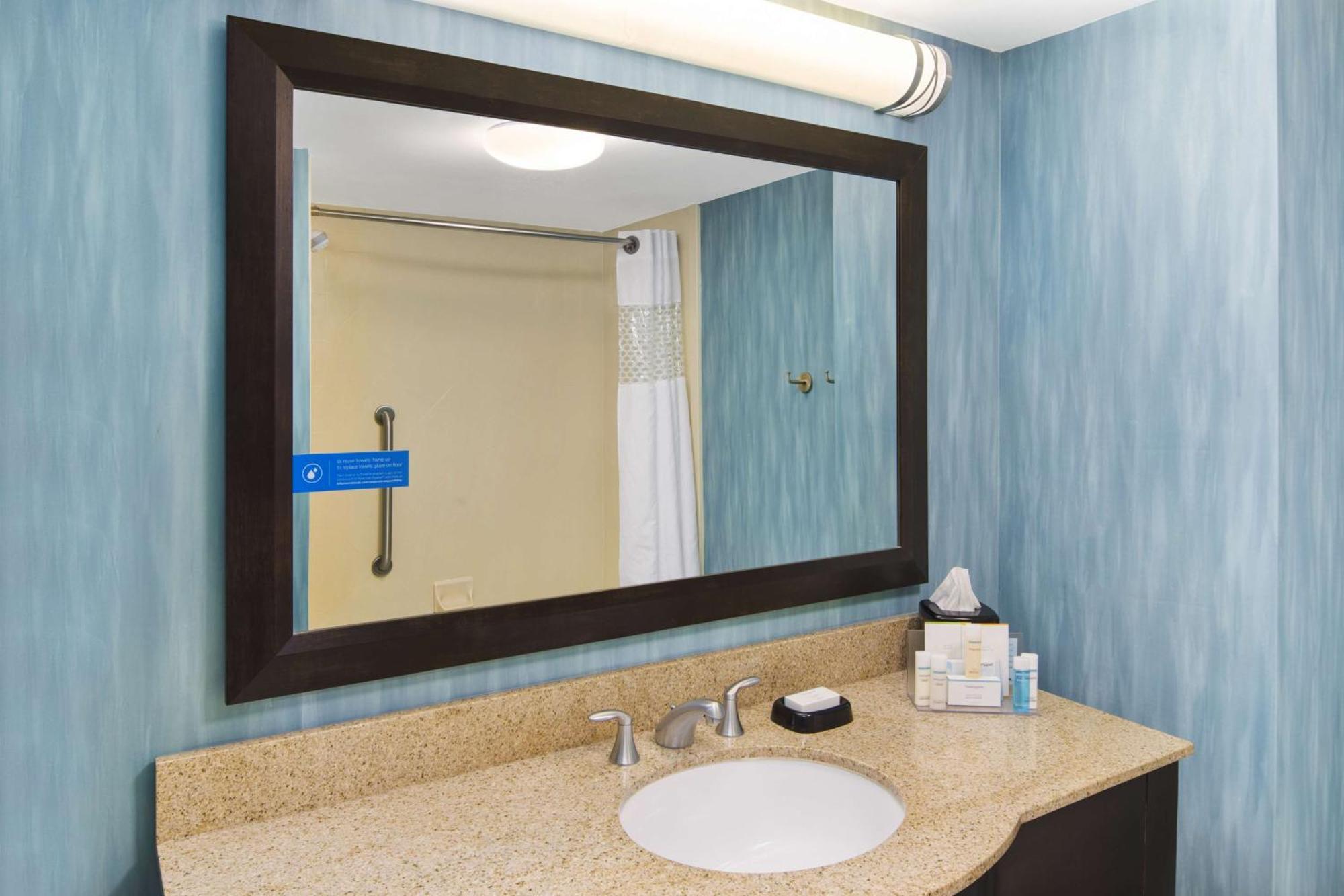 Hampton Inn Columbia I-20-Clemson Road Екстериор снимка