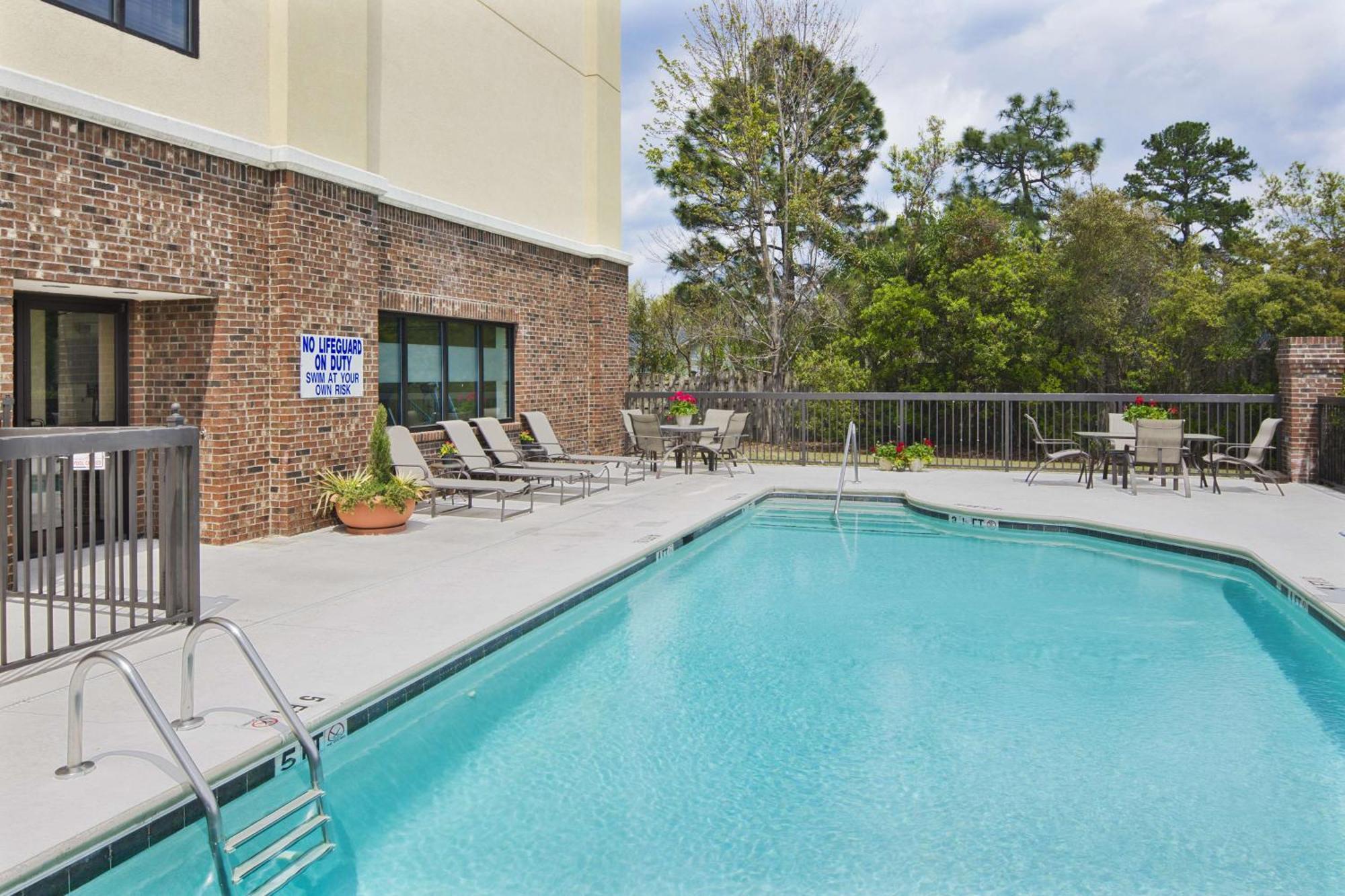 Hampton Inn Columbia I-20-Clemson Road Екстериор снимка